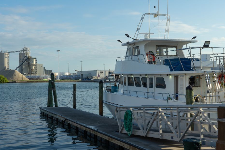 Lower Keys Reef Fishing Charters